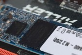 电脑固态硬盘的主要用途是什么？如何选择合适的固态硬盘？