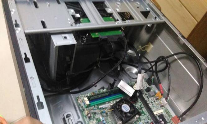 台式电脑主机无法开机的解决方法（探究台式电脑主机无法开机响声不断的原因及解决方案）  第2张