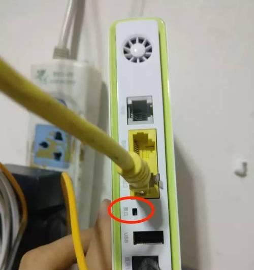 光纤宽带如何连接路由器（实用教程及步骤）  第3张