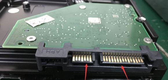 SATA接口的作用是什么？如何正确使用SATA接口？  第3张