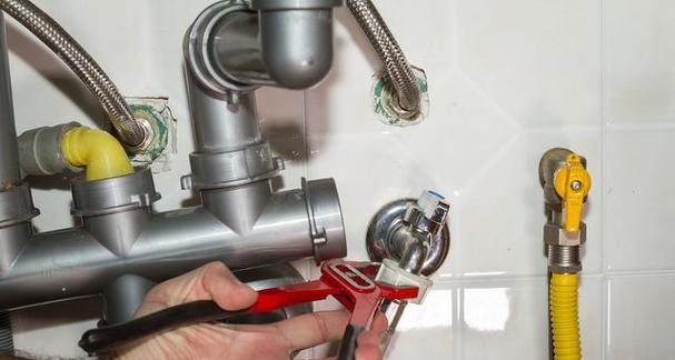 热水器如何安装泡茶杯？安装过程中需要注意什么？  第2张